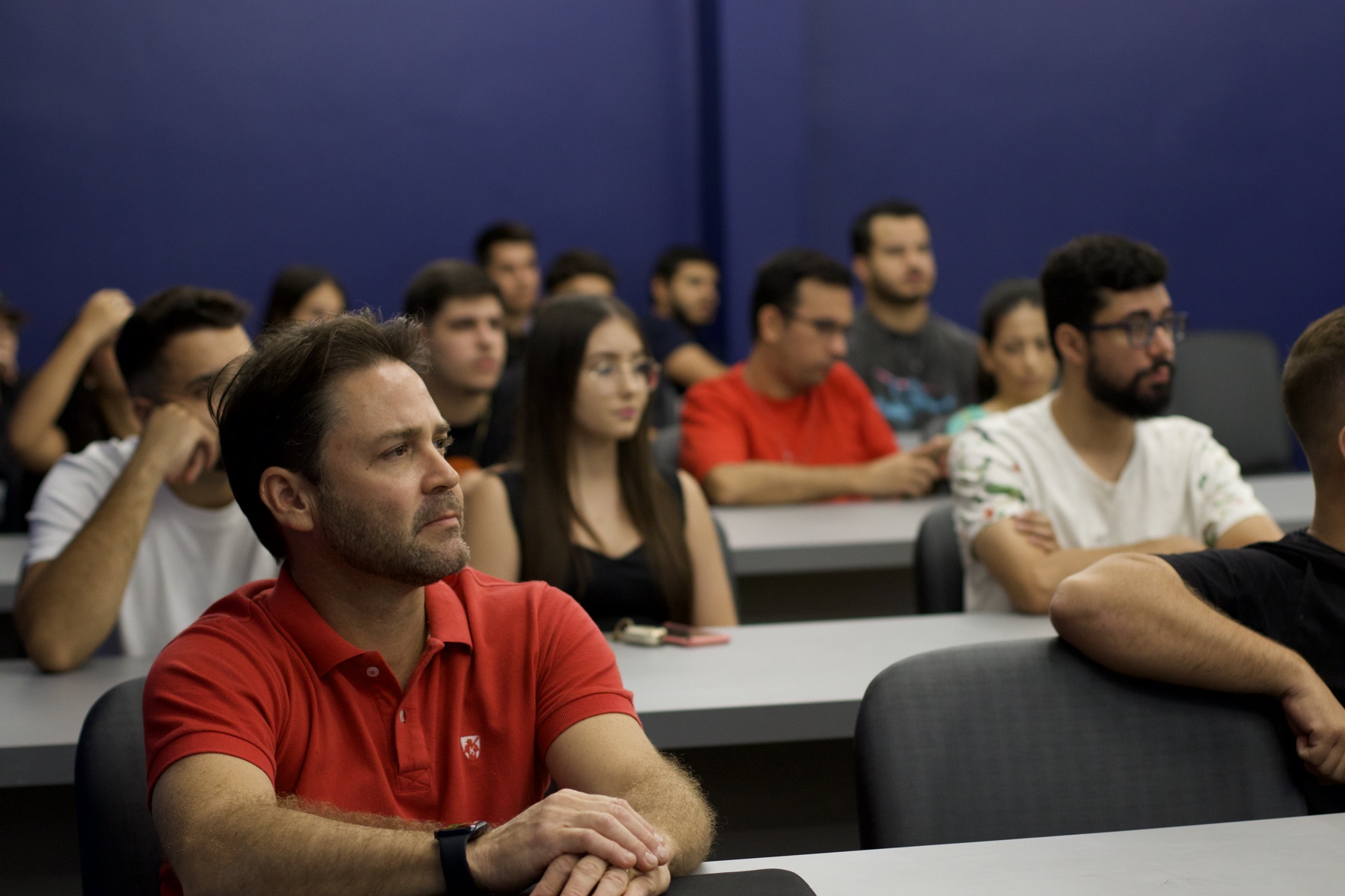 Turma em aula presencial no auditório da E-commerce Planet em Marília